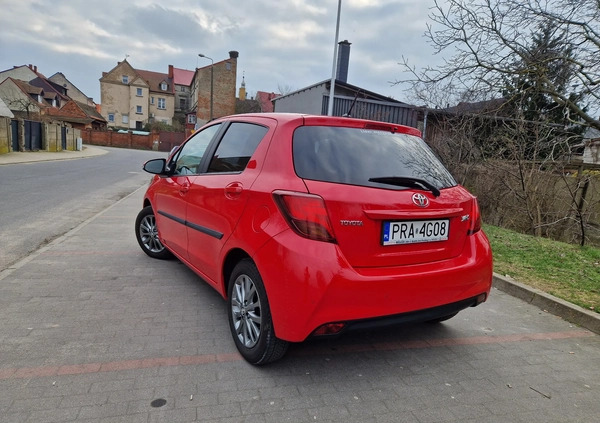 Toyota Yaris cena 44500 przebieg: 84000, rok produkcji 2016 z Jutrosin małe 46